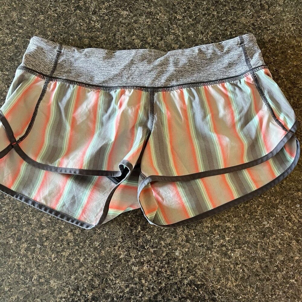 Lululemon Size 8 Speed Up Short Alarming Ombre Vertical Stripe In Gray Coal
